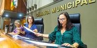 Vereadora Cláudia Araújo (PSD) comanda os trabalhos da CPI