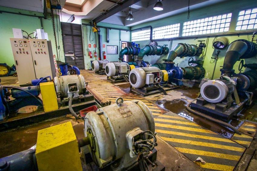 Ser&aacute; necess&aacute;rio trocar um dos grupos de motor bomba