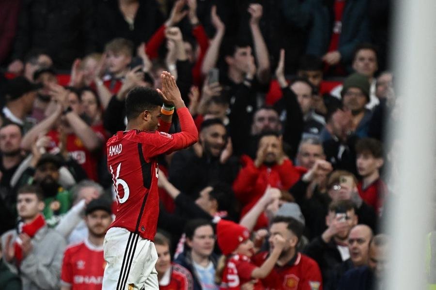 Manchester United supera Liverpool com gol nos acr&eacute;scimos da prorroga&ccedil;&atilde;o na Copa da Inglaterra