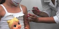 Nota técnica 118/2023 do Ministério da Saúde tornou obrigatória a vacinação conta a Covid-19 em crianças de seis meses a menores de cinco anos de idade