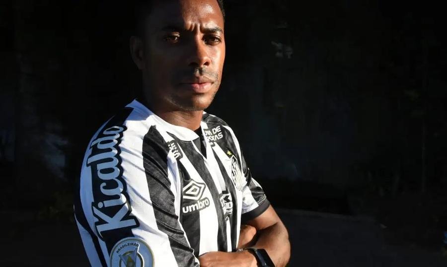 STJ decide que Robinho deve cumprir pena por estupro no Brasil