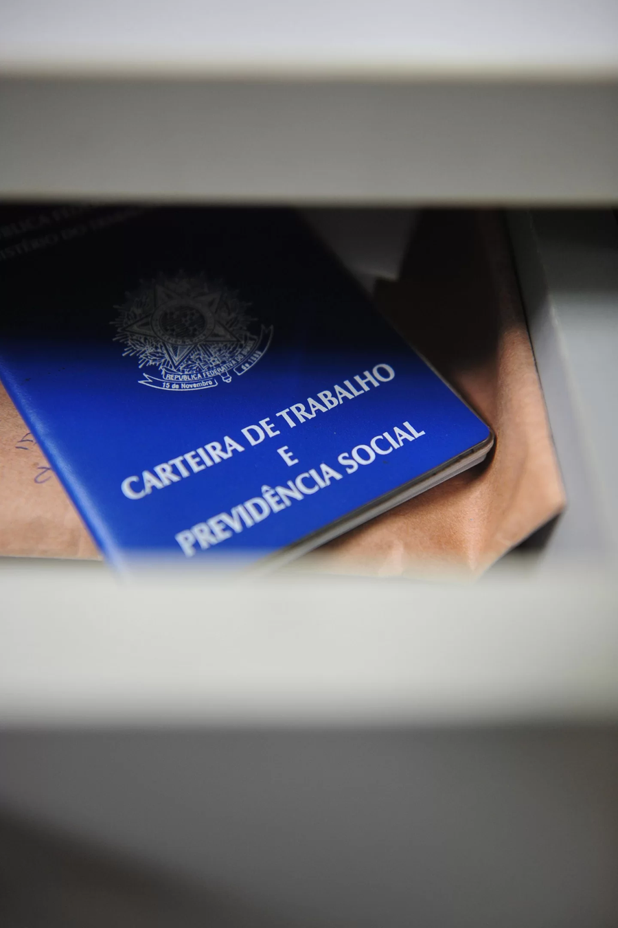 Apenas o setor da ind&uacute;stria registrou saldo negativo no &uacute;ltimo m&ecirc;s, conforme levantamento do Caged
