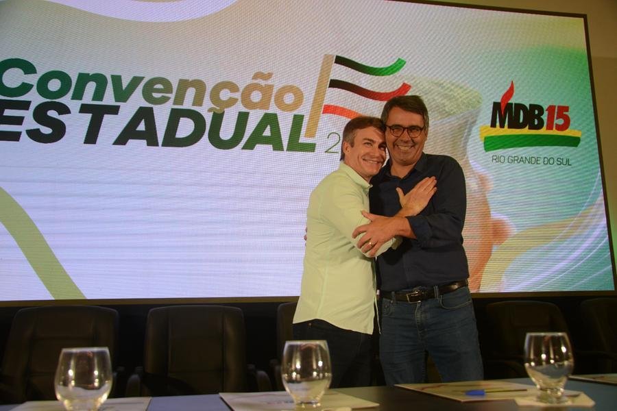 F&aacute;bio Branco passa comando do partido a Zanchin