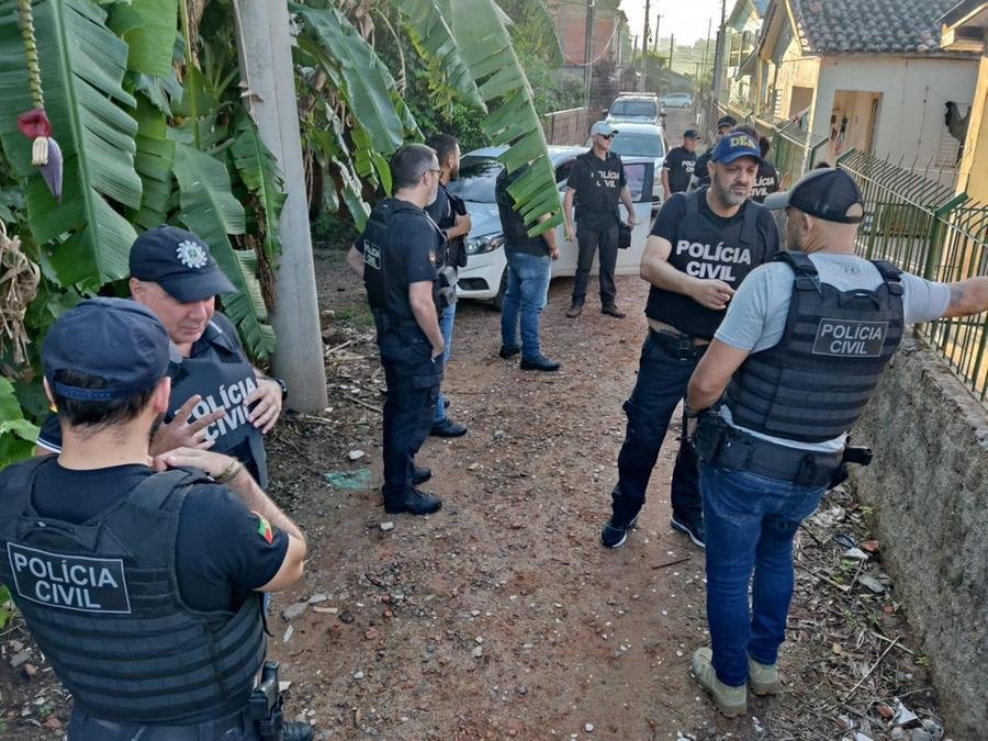 Opera&ccedil;&atilde;o contra homic&iacute;dios prendeu tr&ecirc;s homens em Santa Maria