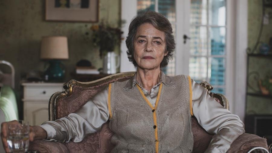 Charlotte Rampling ganhou o Pr&ecirc;mio de Atriz no BIFEST - Bari International Film Festival, por sua atua&ccedil;&atilde;o em "A Matriarca"