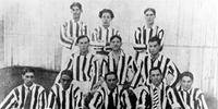 Em 1914, quando comemorou meia década, o Inter usou camisas listradas