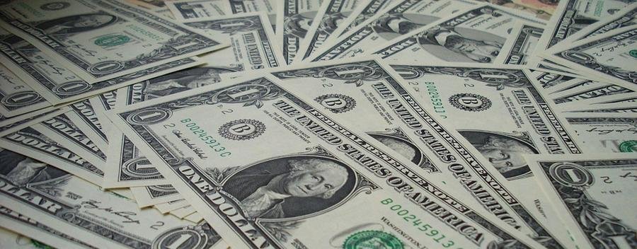 Moeda norte-americana ganhou for&ccedil;a no mercado dom&eacute;stico nas duas &uacute;ltimas horas de preg&atilde;o