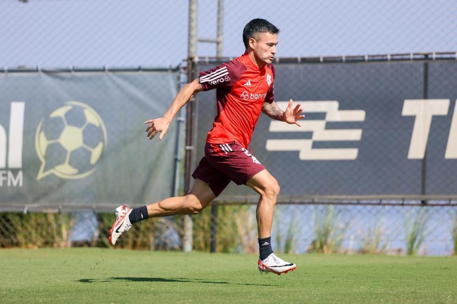 Ar&aacute;nguiz passou por uma cirurgia ocular e s&oacute; dever&aacute; ficar &agrave; disposi&ccedil;&atilde;o para a partida contra o Bahia, s&aacute;bado