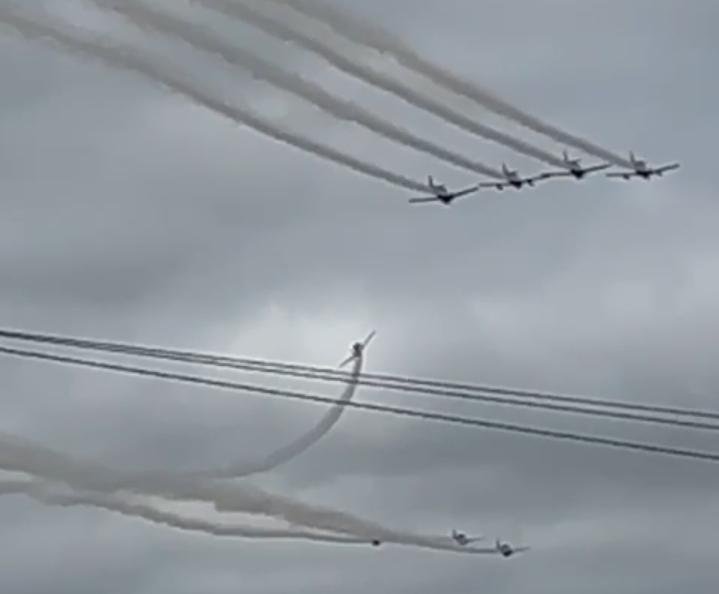 Aeronaves da Esquadrilha da Fuma&ccedil;a realizaram sobrevoo em Uruguaiana antes de seguirem para o Chile