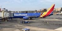 Boeing 737 partiu de Denver com destino a Houston, mas precisou retornar