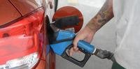 Gasolina automotiva está entre os itens que colaboraram para a expansão da indústria no RS