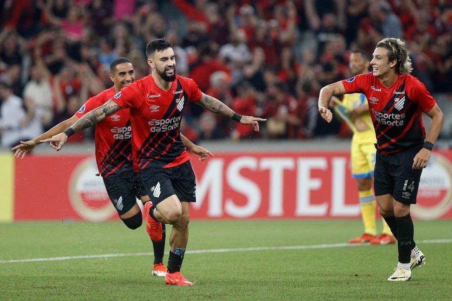 Furac&atilde;o fez 6 a 0 no Rayo Zuliano