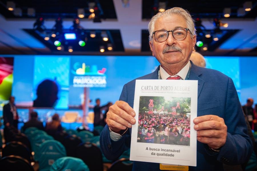 Documento foi apresentando pelo m&eacute;dico mastologista Jos&eacute; Luiz Pedrini durante o 26&ordm; Congresso Brasileiro de Mastologia