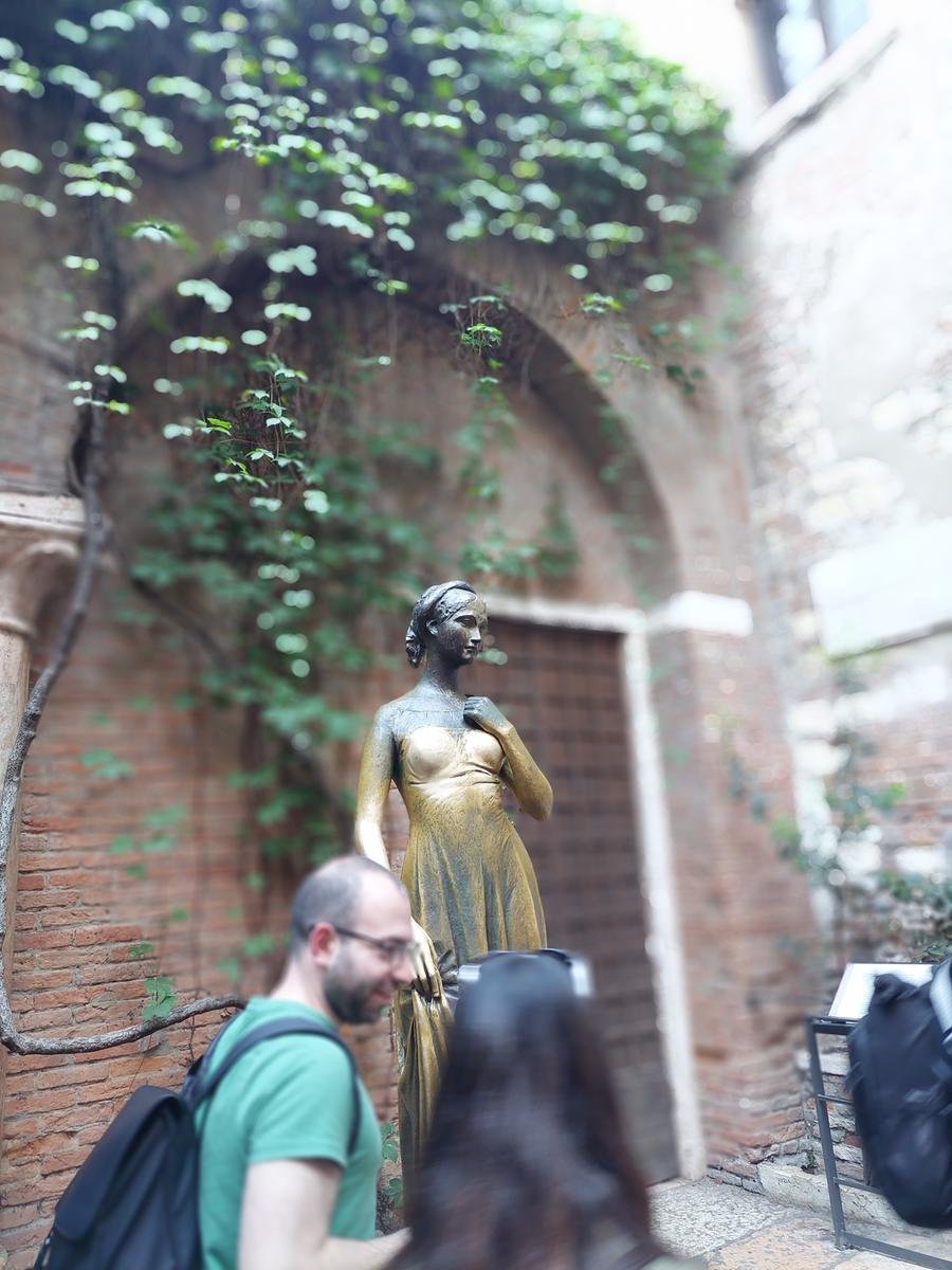 Casa de Giulietta &eacute; um dos pontos tur&iacute;sticos mais procurados de Verona