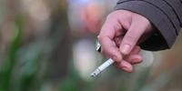 Segundo o governo britânico, fumar é a principal causa de mortalidade evitável