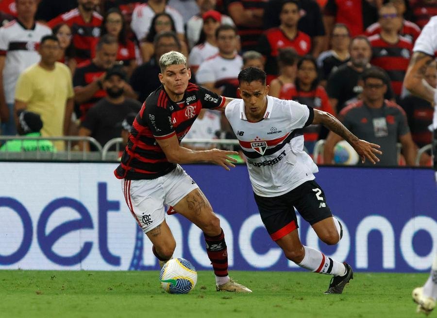 Placar ficou em 2 a 1 no Maracan&atilde;