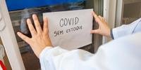 Falta de vacinas contra Covid-19 em Porto Alegre