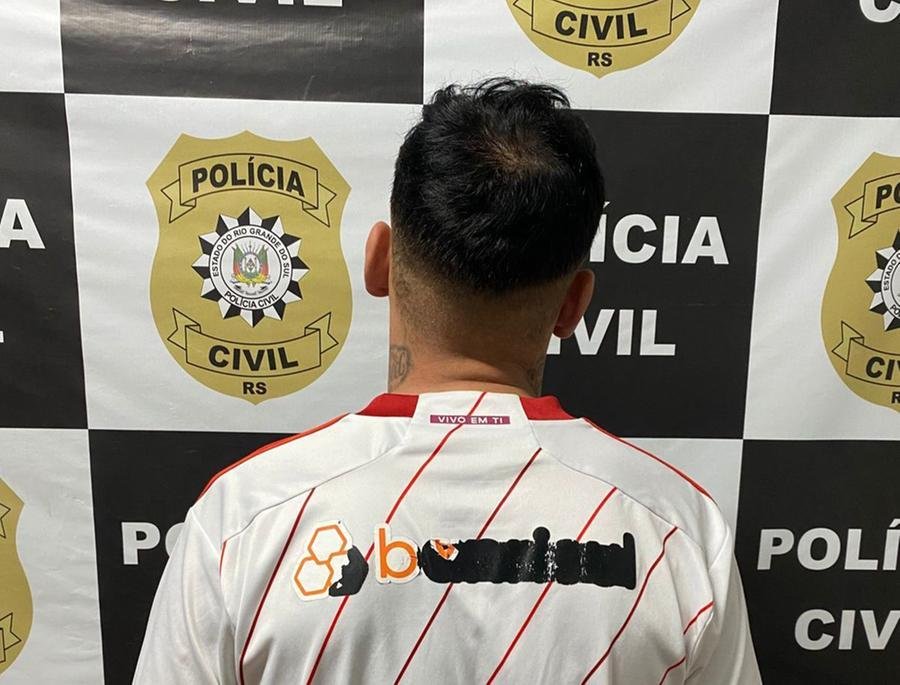 Foragido foi preso por agentes da 3&ordf; DP de Homic&iacute;dios