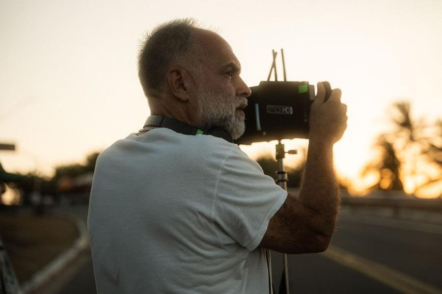 Filme brasileiro que estar&aacute; em Cannes em 2024, "Motel Destino", de Karin A&iuml;nouz