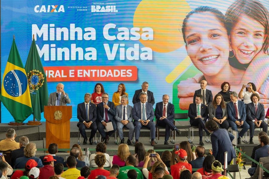 Ap&oacute;s ser alvo de uma s&eacute;rie de benef&iacute;cios, o Minha Casa Minha Vida (MCMV) d&aacute; sinais de superaquecimento