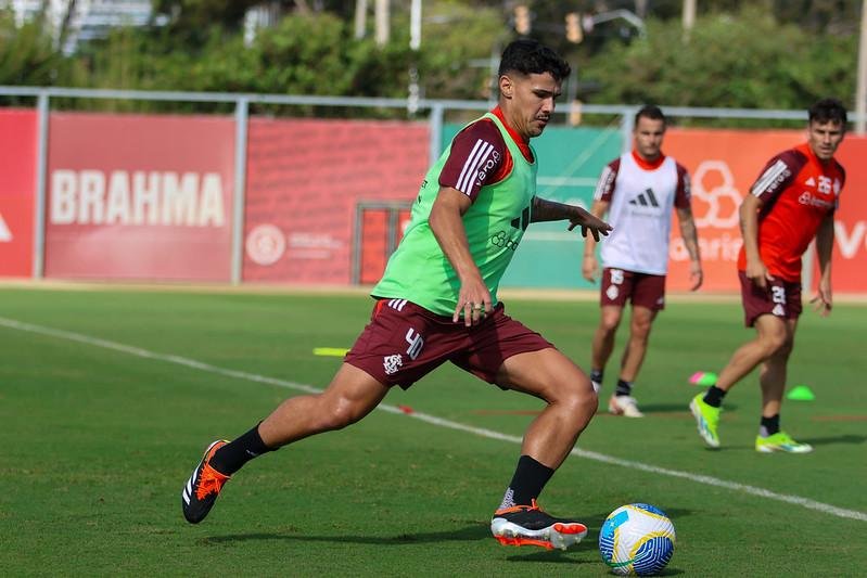 Sem Fernando e Alario, Inter divulga lista de relacionados