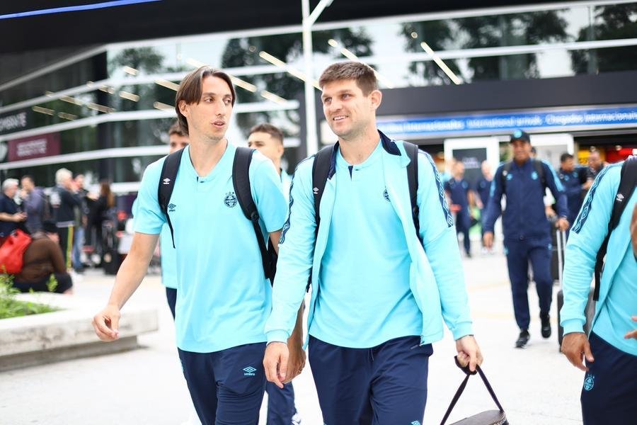 Geromel e Kannemann ser&atilde;o titulares em La Plata