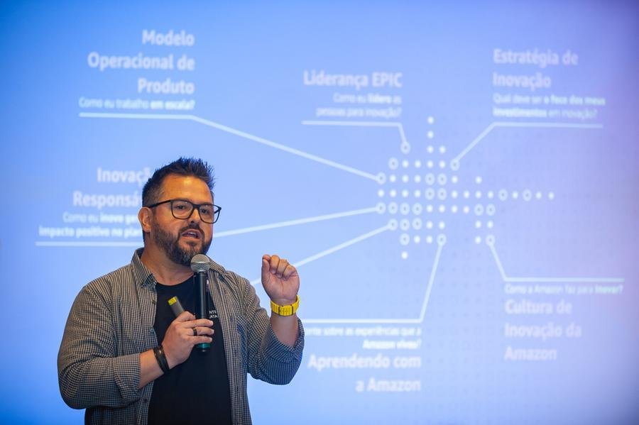 Daniel Duarte atua diretamente no desenvolvimento de ferramentas para alavancar estrat&eacute;gias de empresas a partir de programas de inova&ccedil;&atilde;o