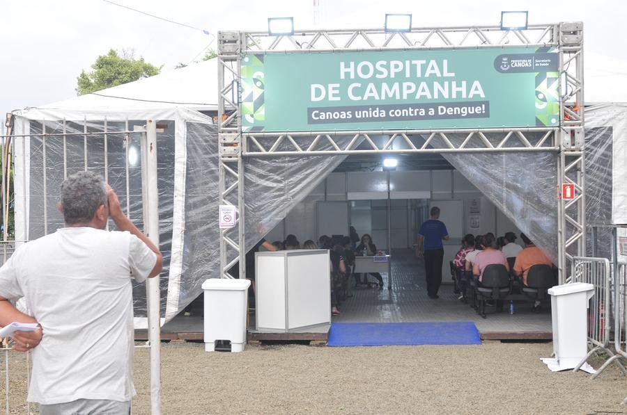 Em Canoas, prefeitura montou um hospital de campanha para atender pessoas com sintomas de dengue