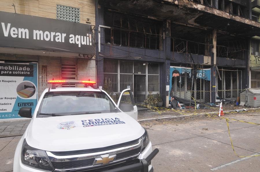 Per&iacute;cia Criminal fez buscas e coleta de vest&iacute;gios durante a sexta-feira e no s&aacute;bado.