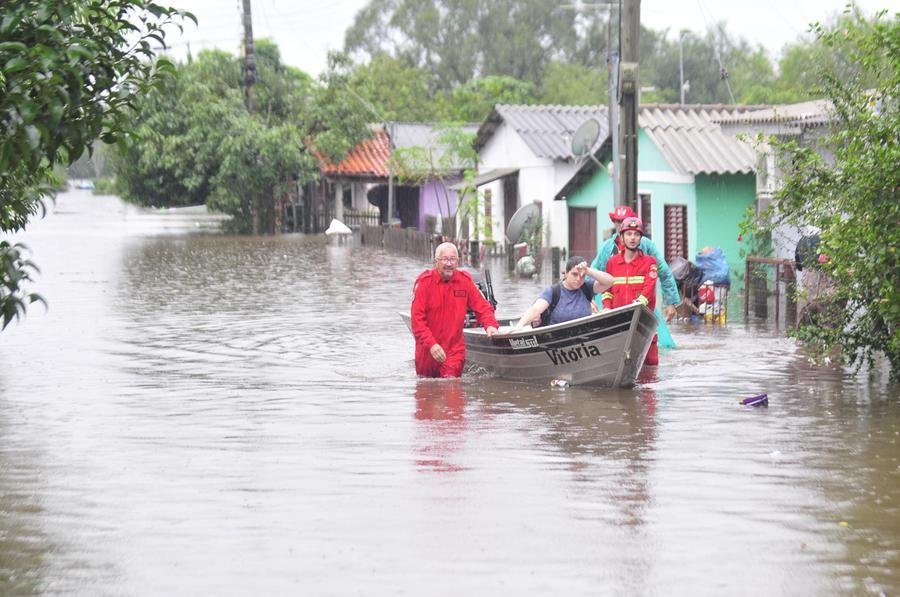 H&aacute; 3.079 cidad&atilde;os em abrigos, 5.257 desalojados e 12 feridos no RS