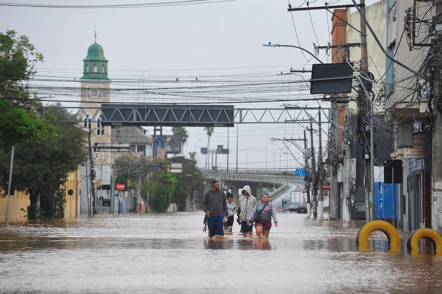Cheia do Gua&iacute;ba em Porto Alegre