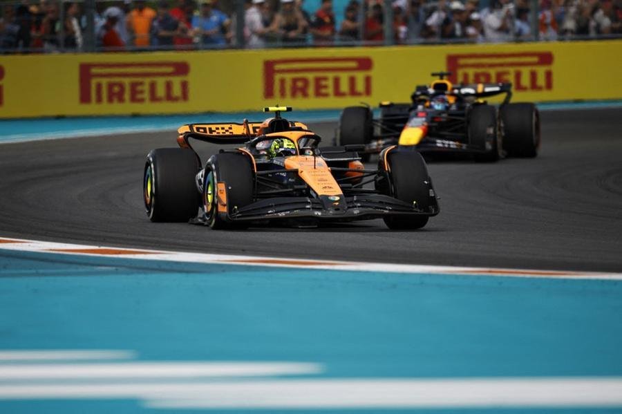 Norris se torna, enfim, vencedor na F1