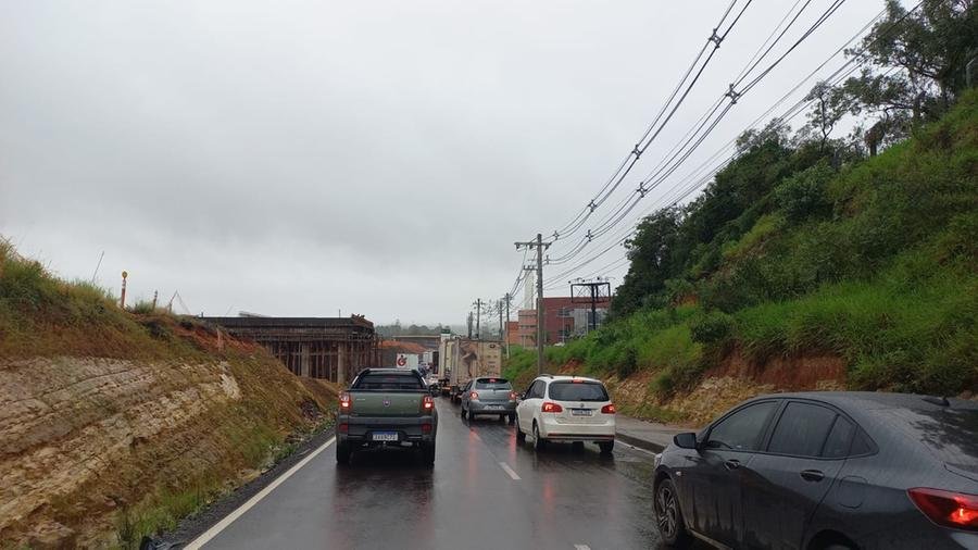 Congestionamento na ERS 118 na manh&atilde; desta segunda-feira