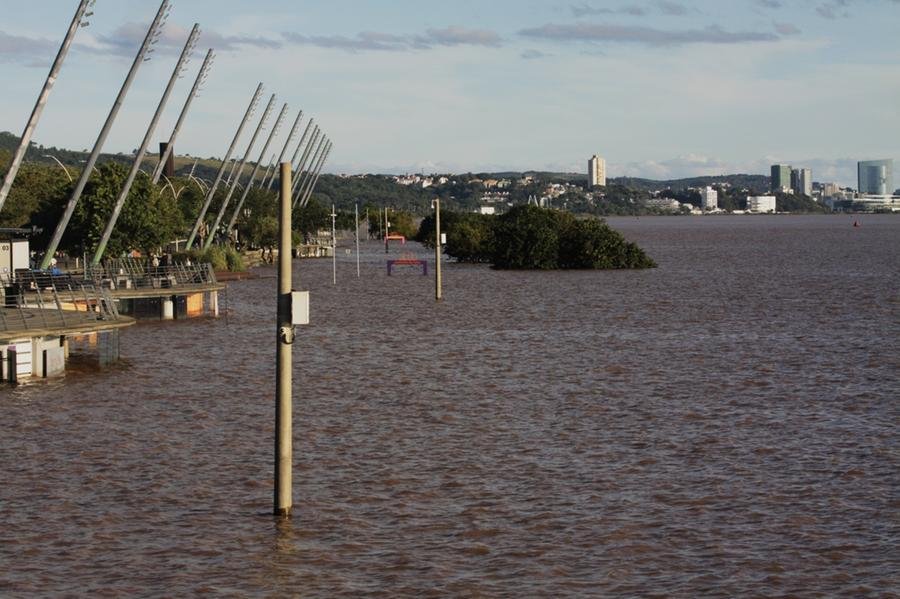 N&iacute;vel do Gua&iacute;ba subiu durante o dia desta ter&ccedil;a-feira