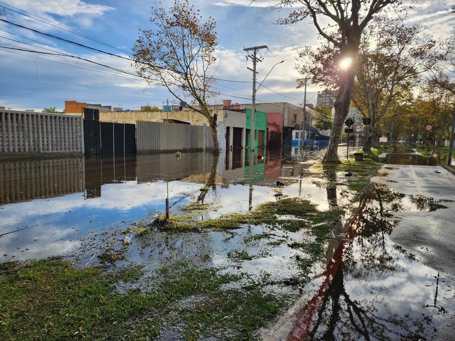 Mesmo com um dia de sol, o clima segue de apreens&atilde;o em fun&ccedil;&atilde;o da cheia da Lagoa dos Patos