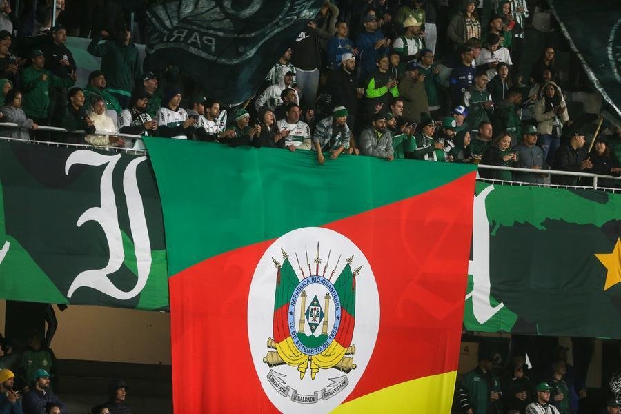 Gr&ecirc;mio espera bom p&uacute;blico no Couto Pereira