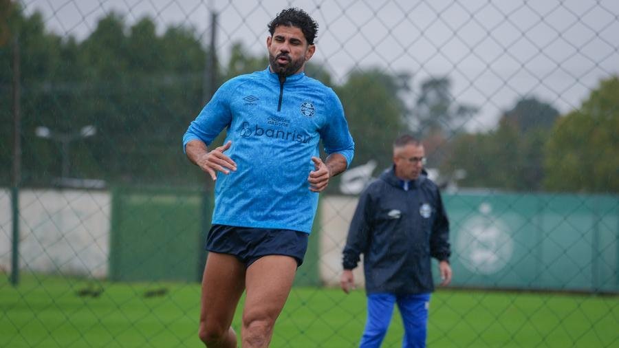 Diego Costa vai estar em campo nesta quarta-feira