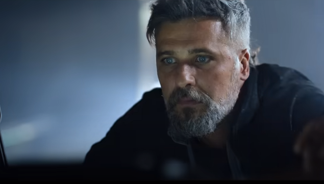 Bruno Gagliasso interpreta Heitor em novo filme que chega &agrave; plataforma nesta quarta-feira, 29