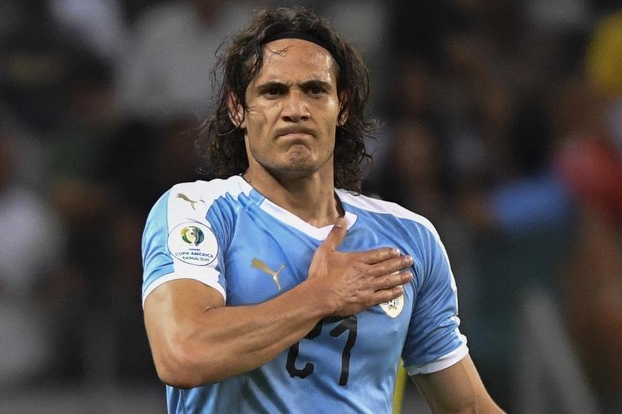 Cavani anunciou aposentadoria da sele&ccedil;&atilde;o uruguaia
