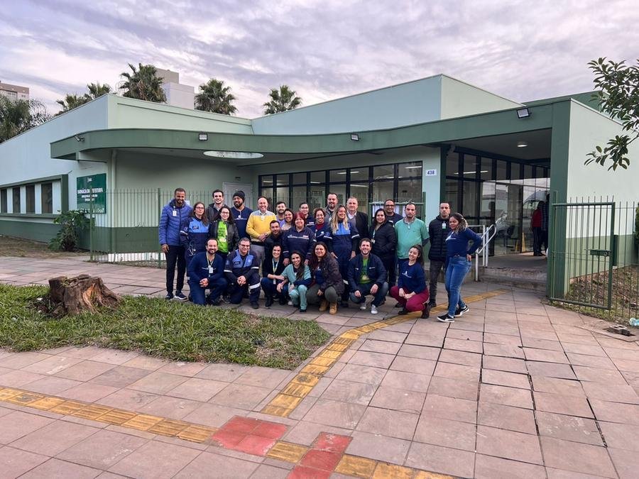O local est&aacute; sendo reequipado e j&aacute; atende &agrave; popula&ccedil;&atilde;o que precisa dos servi&ccedil;os de sa&uacute;de