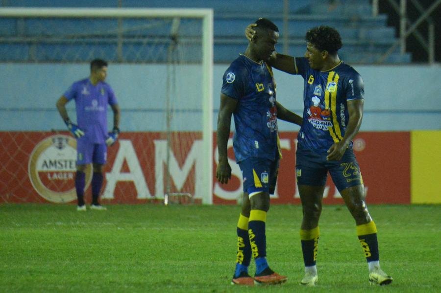 Equipe equatoriana disputa com os colorados uma vaga nos playoffs da competi&ccedil;&atilde;o