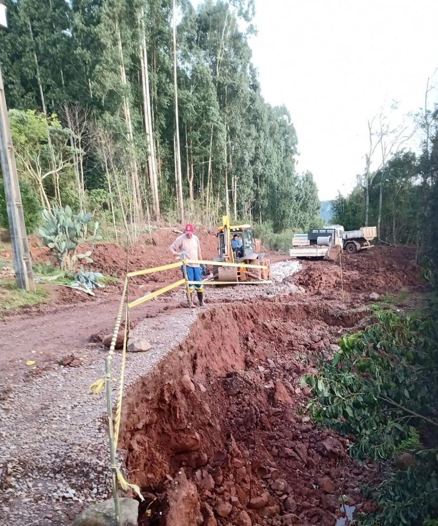 Estrada conecta regi&otilde;es de S&atilde;o Paulo, S&atilde;o Caetano, S&atilde;o Maximiliano e Linha Gonzaga &agrave; Sertoria Baixa, no distrito de Vila Cristina.