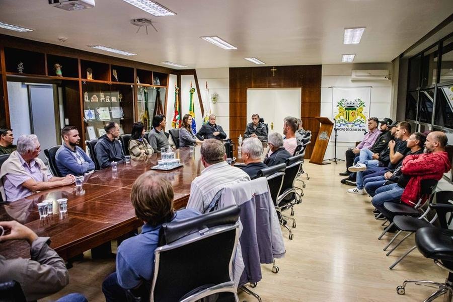 Prefeito afirma ap&oacute;s a libera&ccedil;&atilde;o das estradas, a prioridade agora &eacute; auxiliar os agricultores diretamente em suas propriedades