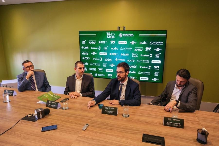 An&aacute;lise das Medidas Emergenciais para Conten&ccedil;&atilde;o de Preju&iacute;zos e Retomada Socioecon&ocirc;mica foi o tema do encontro
