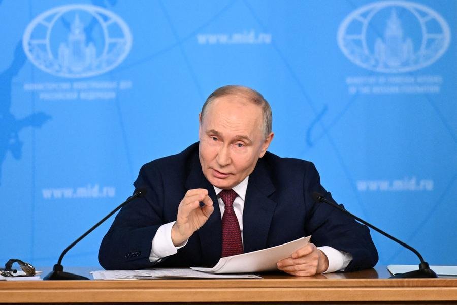 Putin fala em retirar tropas desde que Ucr&acirc;nia retire tropas de quatro regi&otilde;es