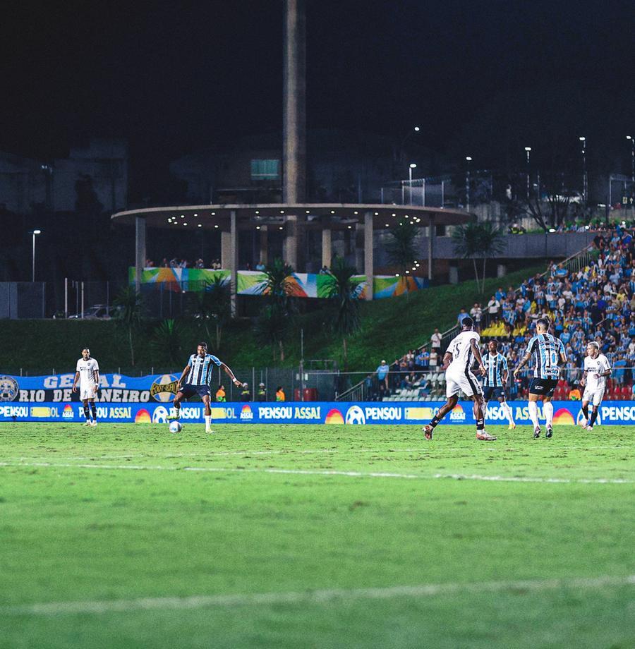 Tricolor perdeu chances e teve falhas de marca&ccedil;&atilde;o