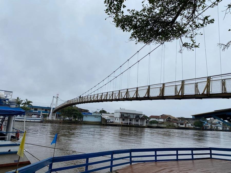 Liberada a passagem na Ponte P&ecirc;nsil entre Passo de Torres e Torres