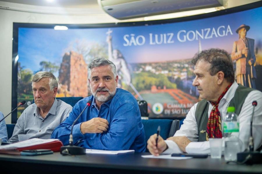 Ministro Paulo Pimenta afirmou que na pr&oacute;xima ter&ccedil;a-feira tem uma audi&ecirc;ncia em Bras&iacute;lia com o presidente Luiz In&aacute;cio Lula da Silva e com o governador Eduardo Leite