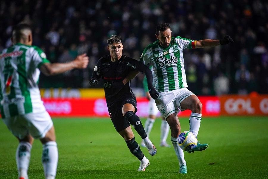 Juventude chega aos 16 pontos e est&aacute; no meio da tabela