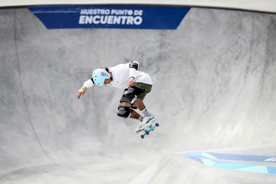 No skate, cinco &aacute;rbitros avaliam as manobras, mas a maior e a menor nota s&atilde;o descartadas